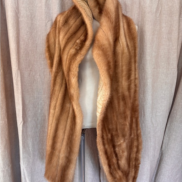 ❤️VINTAGE Luxurious Tan Fur Wrap❤️ - Picture 3 of 6